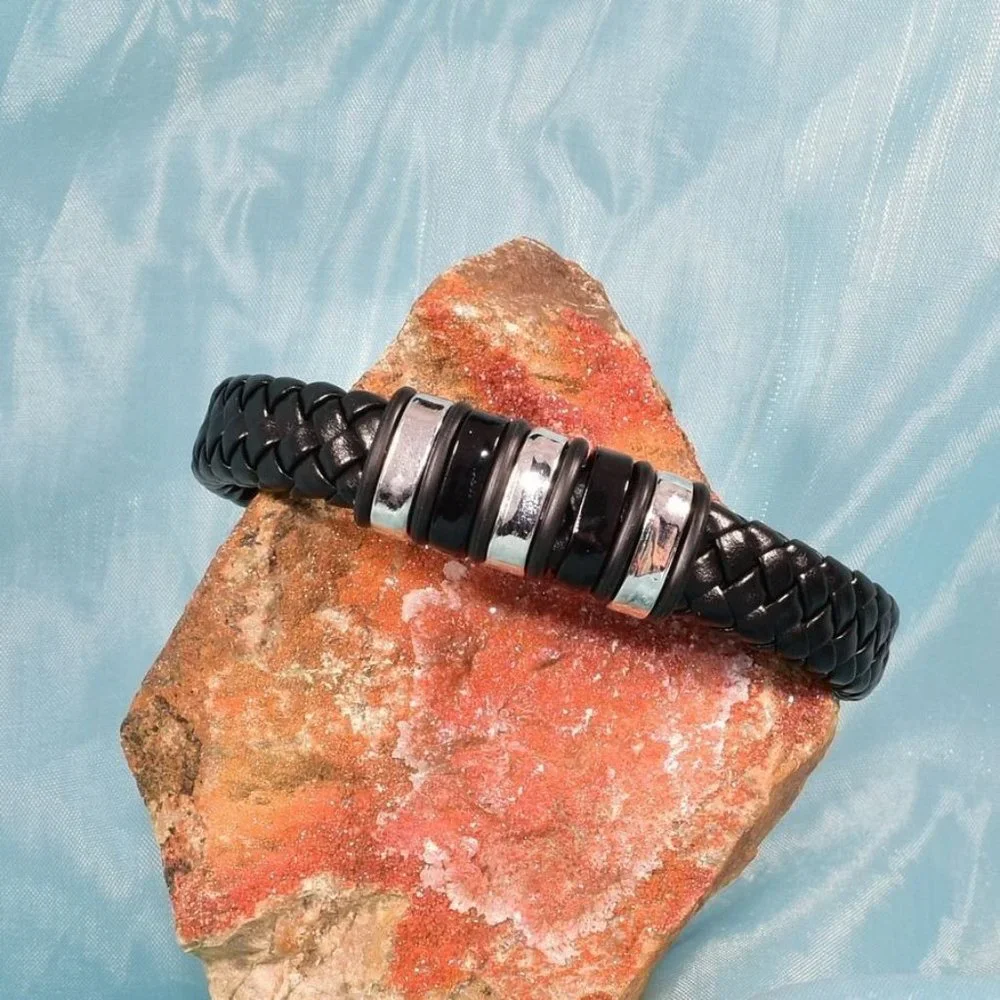 Mens Zaiden Silver Elevate Embellished Weaved Metal Leather Bracelet Black - Picture 1 of 8